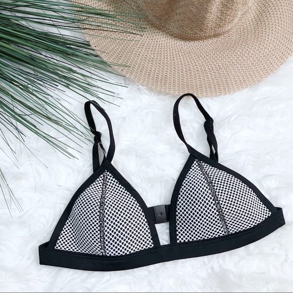 Authentic TRIAGL black and white bikini top NWOT - Picture 1 of 5